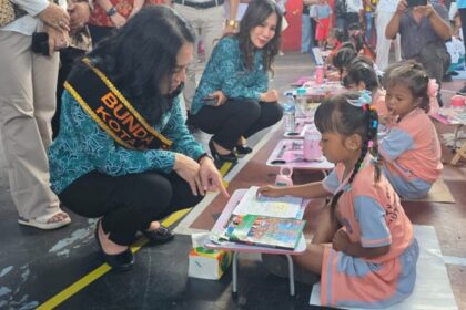 Bunda PAUD tinjau langsung lomba anak-anak se-Kota Bitung