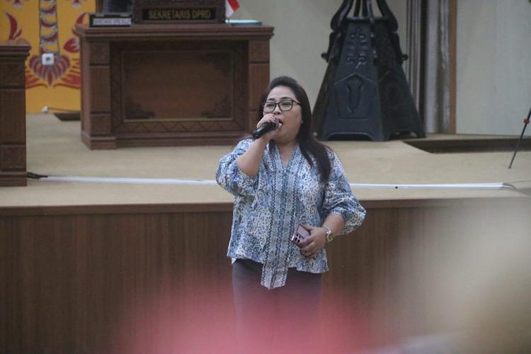 Ibadah DPRD Sulut, Jeane Lalujan: Andalkan Selalu Tuhan Yesus