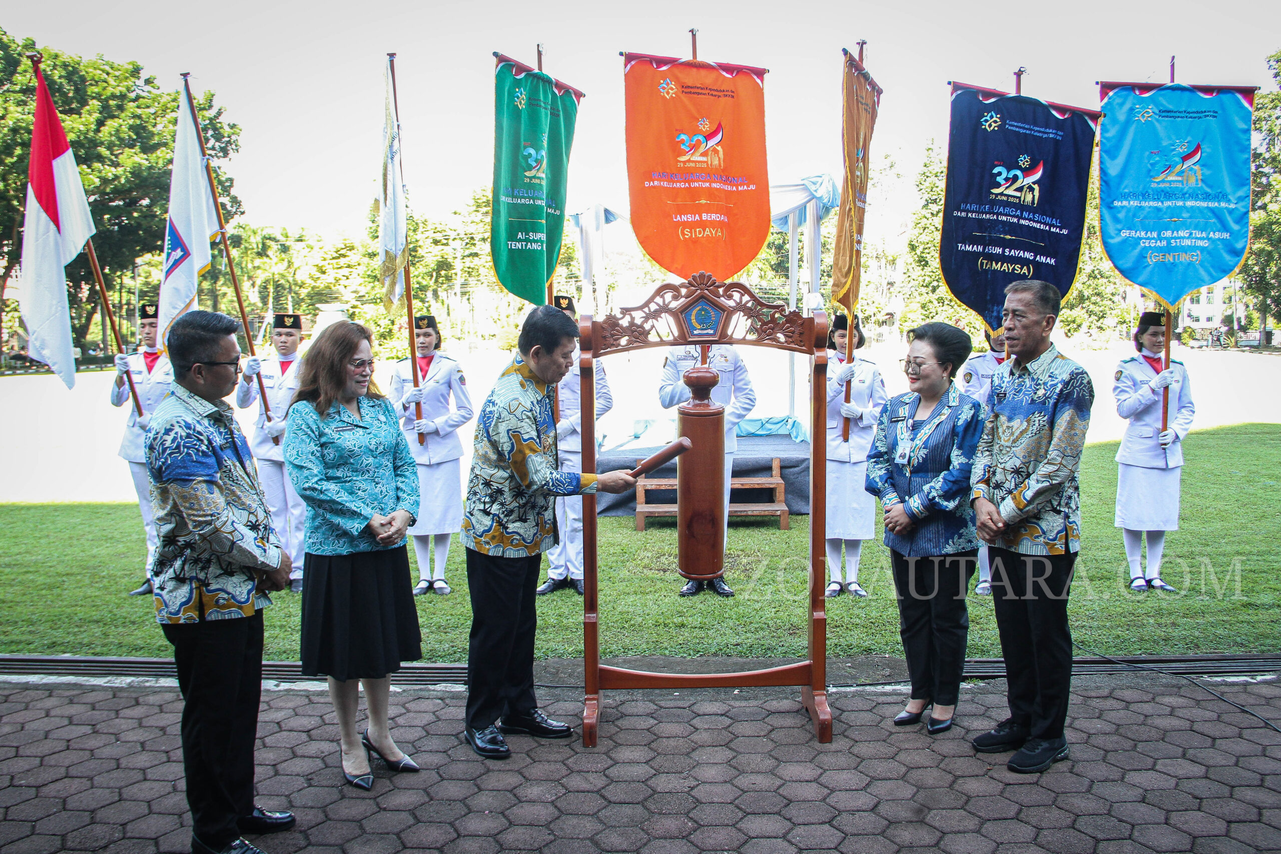 FOTO: Peringatan Hari Keluarga Nasional di Sulawesi Utara
