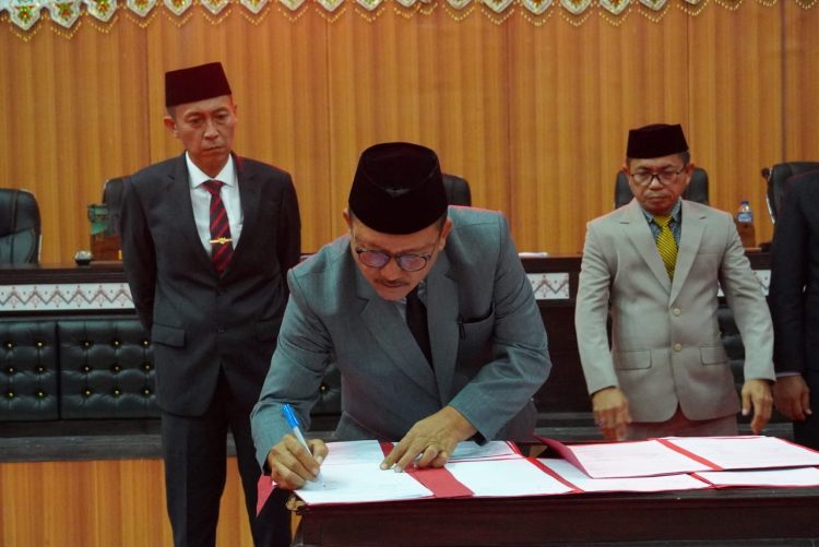 Paripurna DPRD Bolsel: Semua Fraksi setujui perubahan KUA-PPAS dan RPJMD 2025–2029