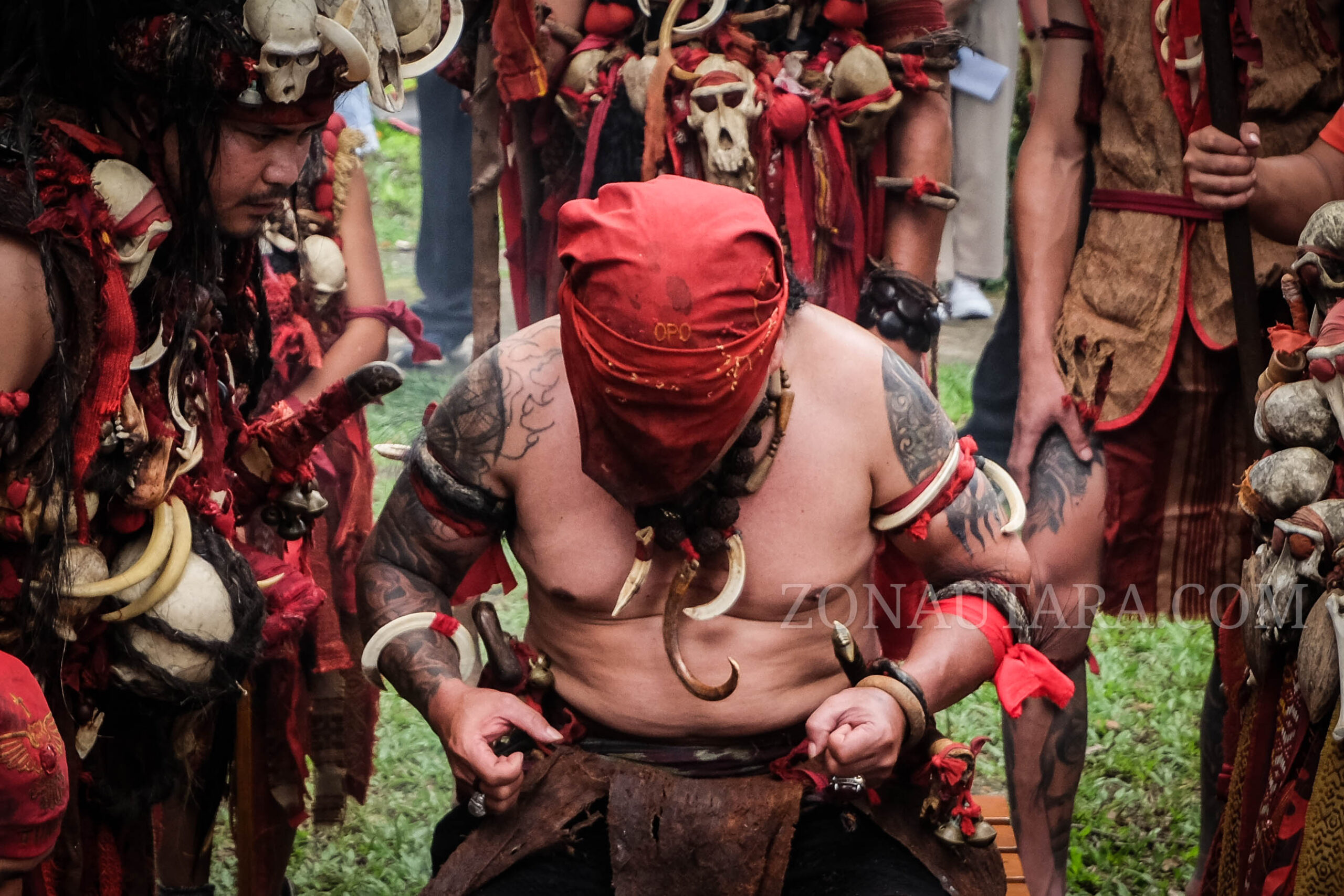 FOTO: Upacara adat Mangalei Minahasa