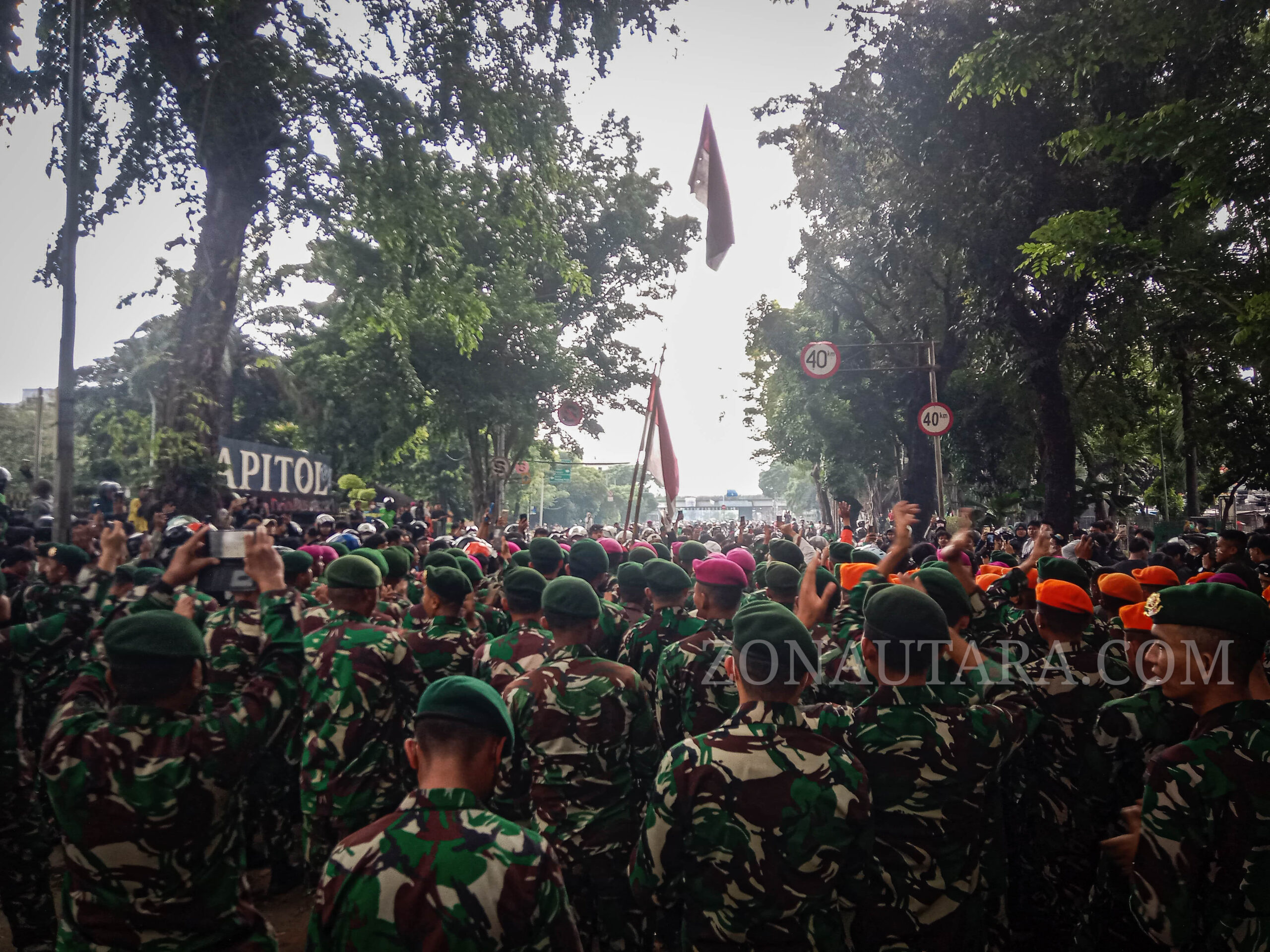 FOTO: Kondisi Jakarta usai aksi massa