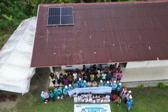 PLN terangi SDN 13 di Donggala Sulteng dengan inovasi SuperSun