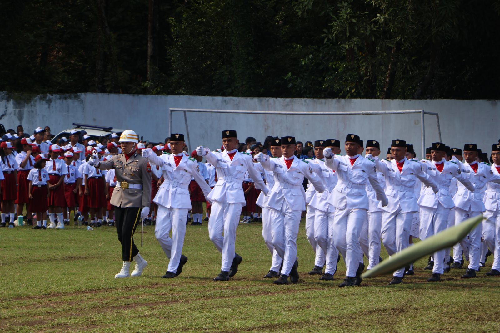 Pemkab Sitaro gelar Upacara HUT RI ke-80 di Lapangan Batahi Ondong 9 Pemkab Sitaro gelar Upacara HUT RI ke-80 di Lapangan Batahi Ondong
