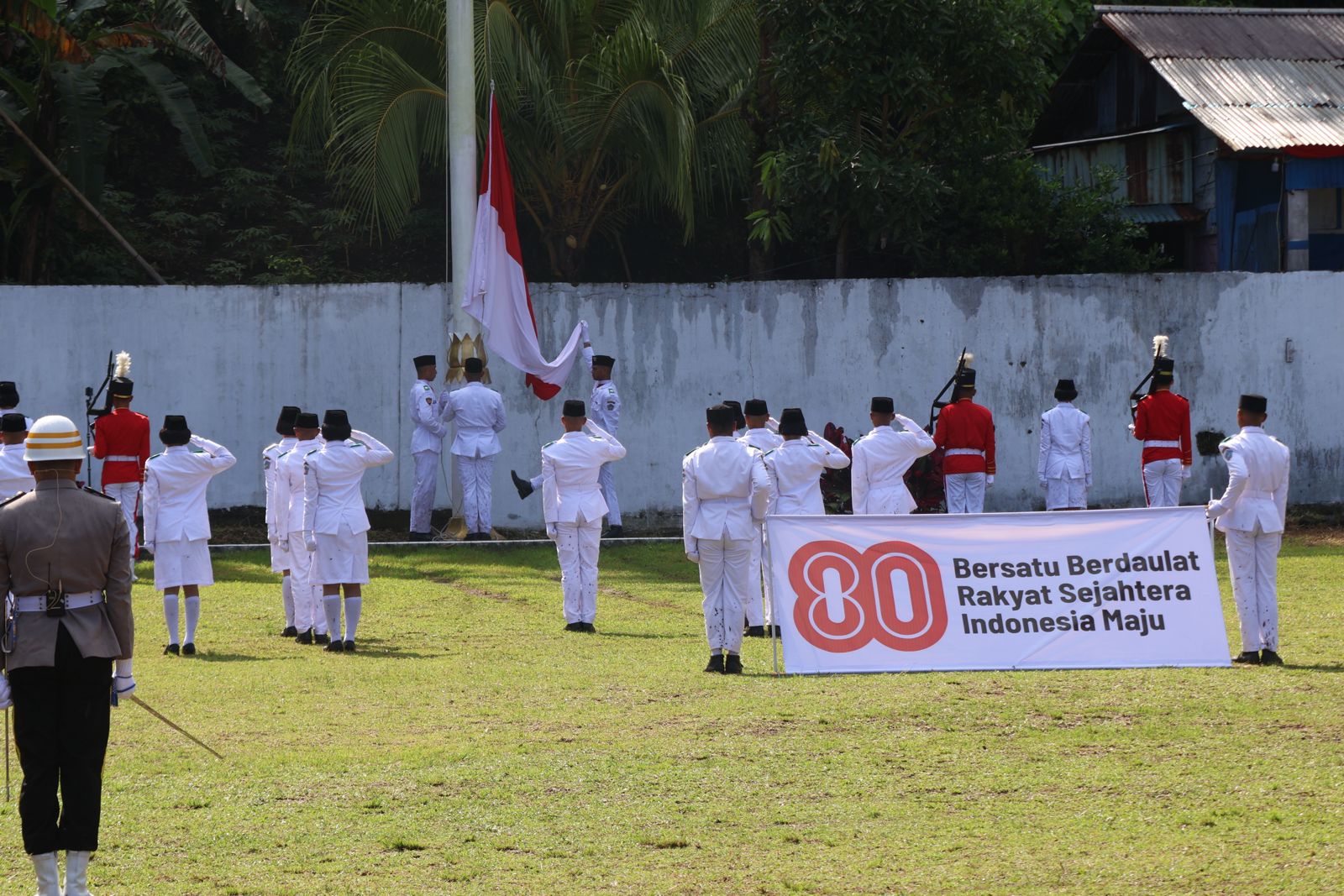 Pemkab Sitaro gelar Upacara HUT RI ke-80 di Lapangan Batahi Ondong 10 Pemkab Sitaro gelar Upacara HUT RI ke-80 di Lapangan Batahi Ondong
