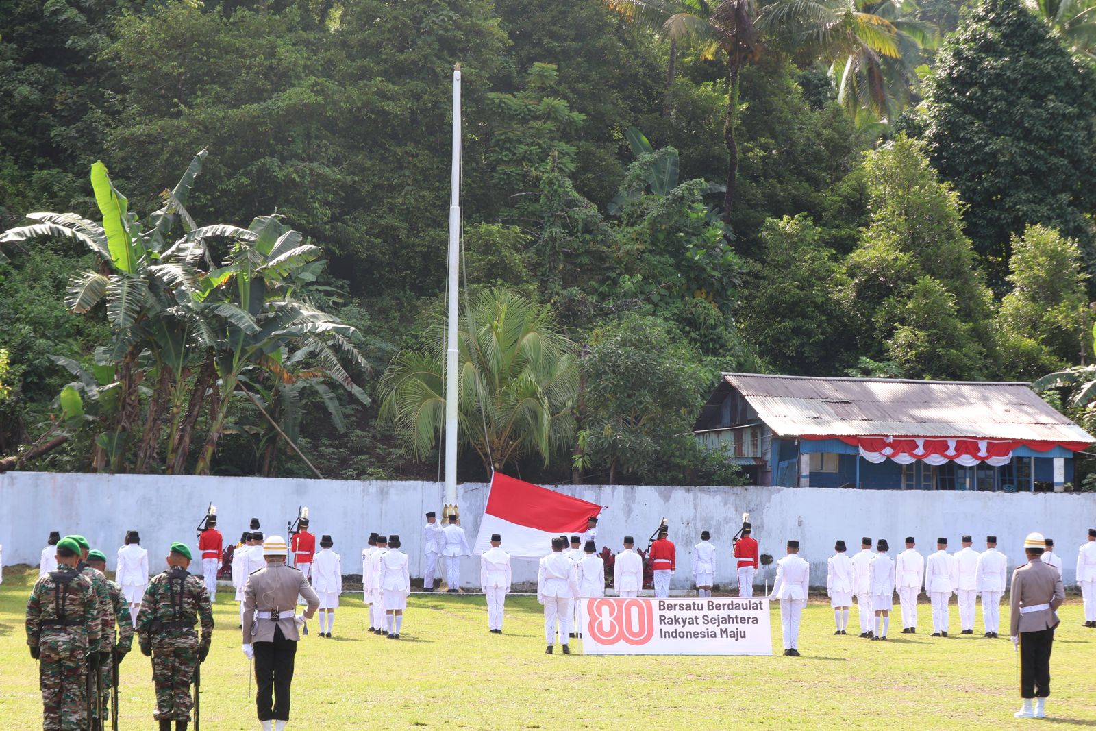 Pemkab Sitaro gelar Upacara HUT RI ke-80 di Lapangan Batahi Ondong 11 Pemkab Sitaro gelar Upacara HUT RI ke-80 di Lapangan Batahi Ondong