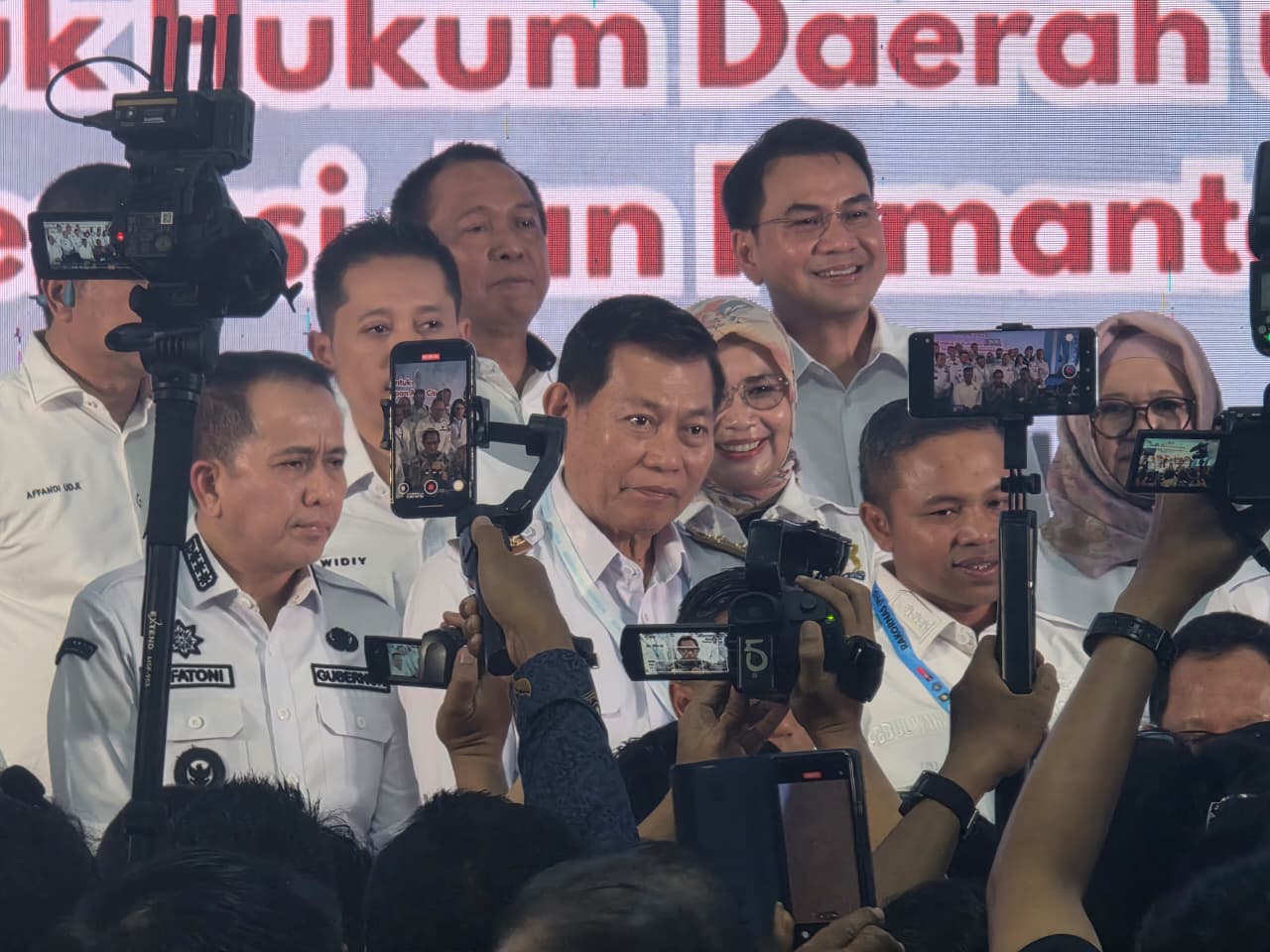 Perkuat iklim investasi, Wagub Victor Mailangkay hadiri Rakor Produk Hukum Daerah 2025