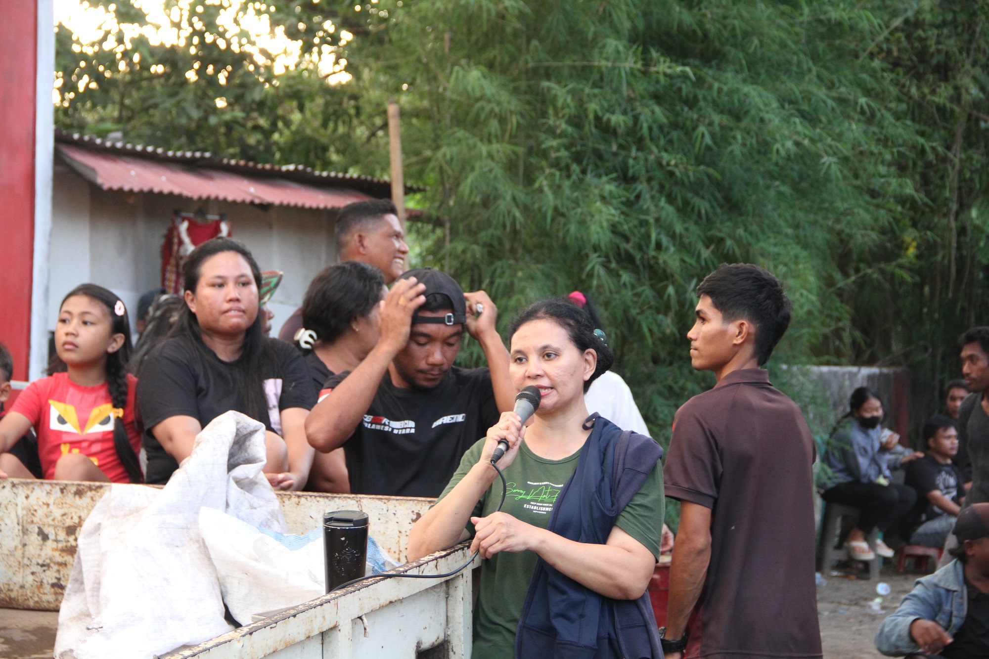 Kisah dari Manado bagian utara: Perempuan yang melawan