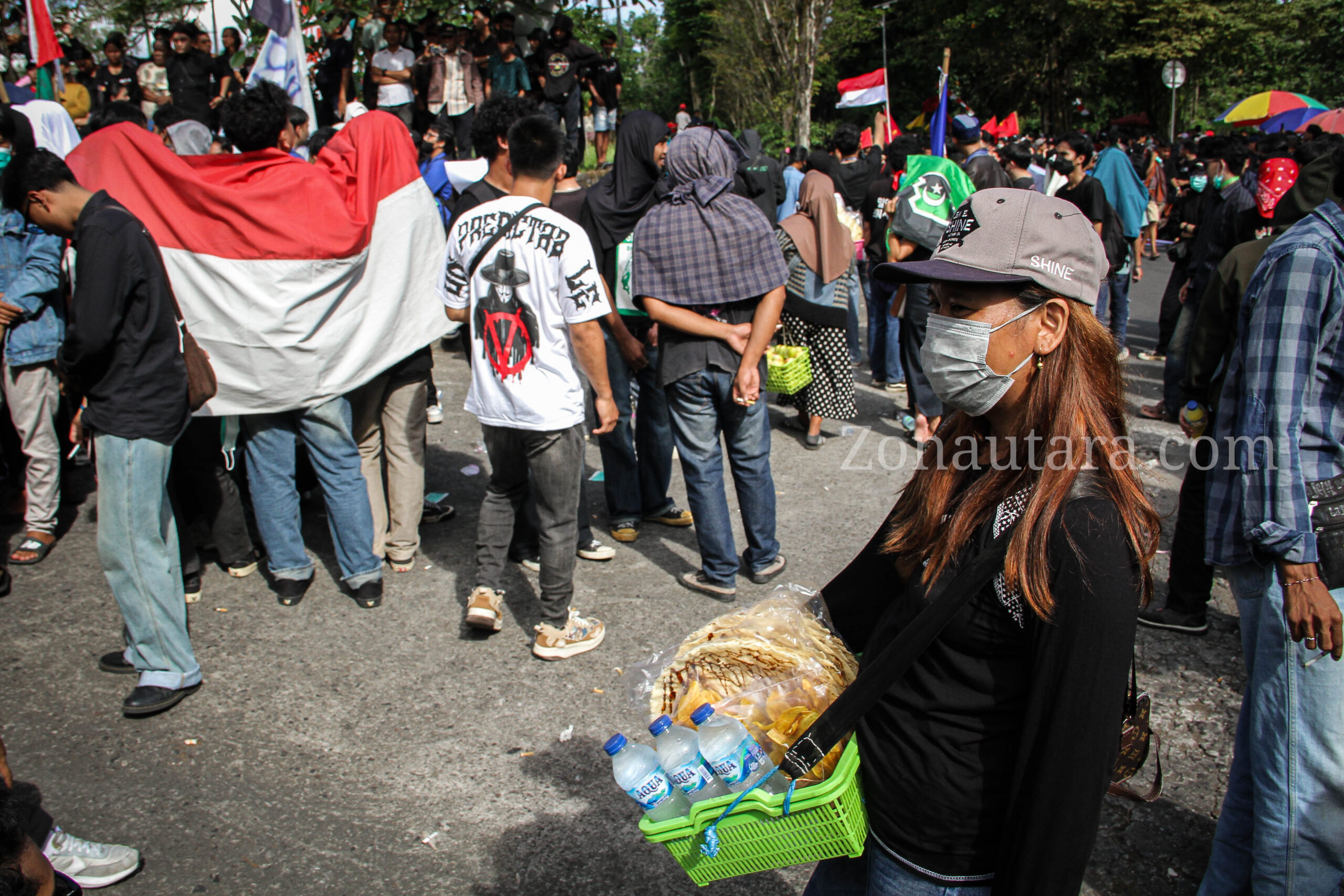 FOTO: Aksi unjuk rasa 1 September di Manado, Sulawesi Utara