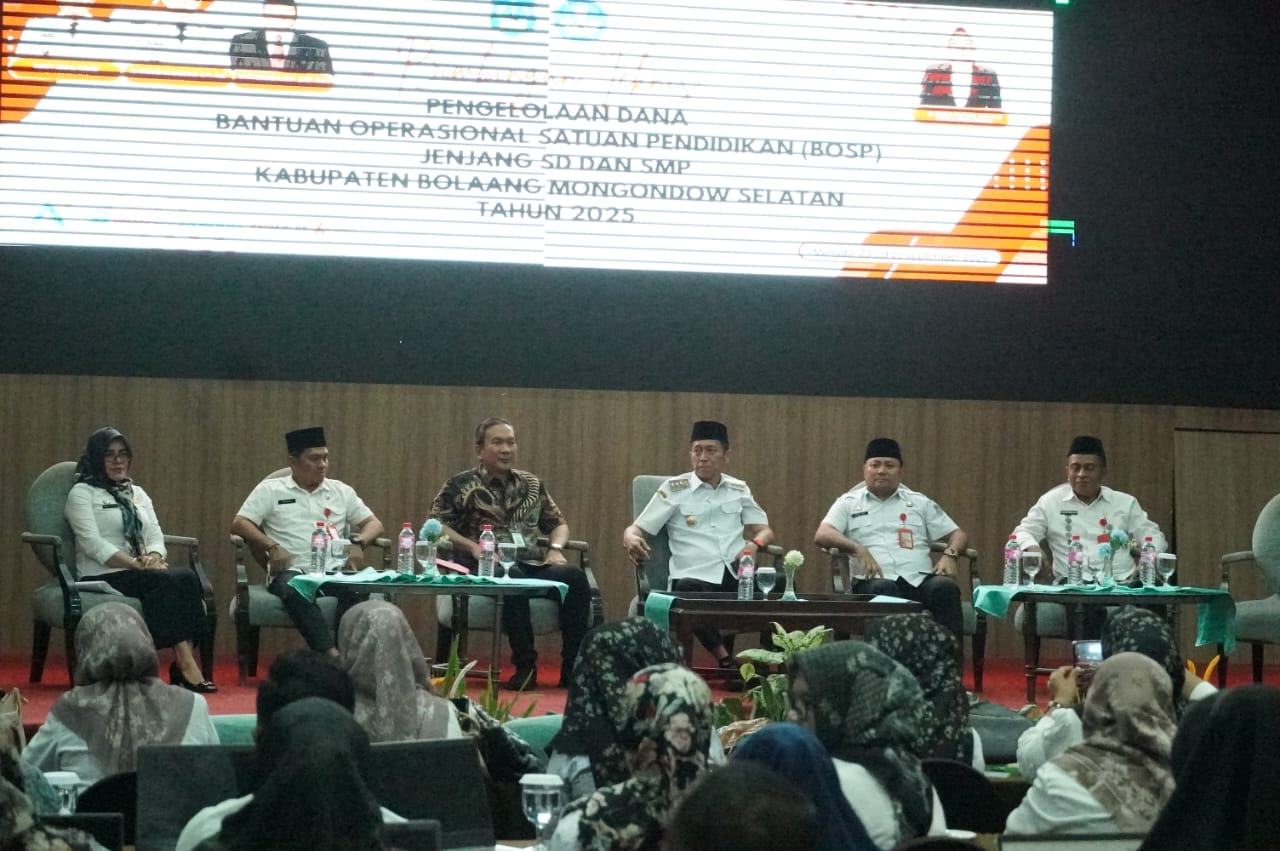 Bimtek BOSP Disdikbud Bolsel, Rante bicara regulasi, Iskandar tekankan transparansi 10 Bimtek BOSP Disdikbud Bolsel, Rante bicara regulasi, Iskandar tekankan transparansi