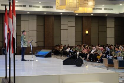Victor Mailangkay hadiri pembukaan Sidang Pleno ISEI XXIV