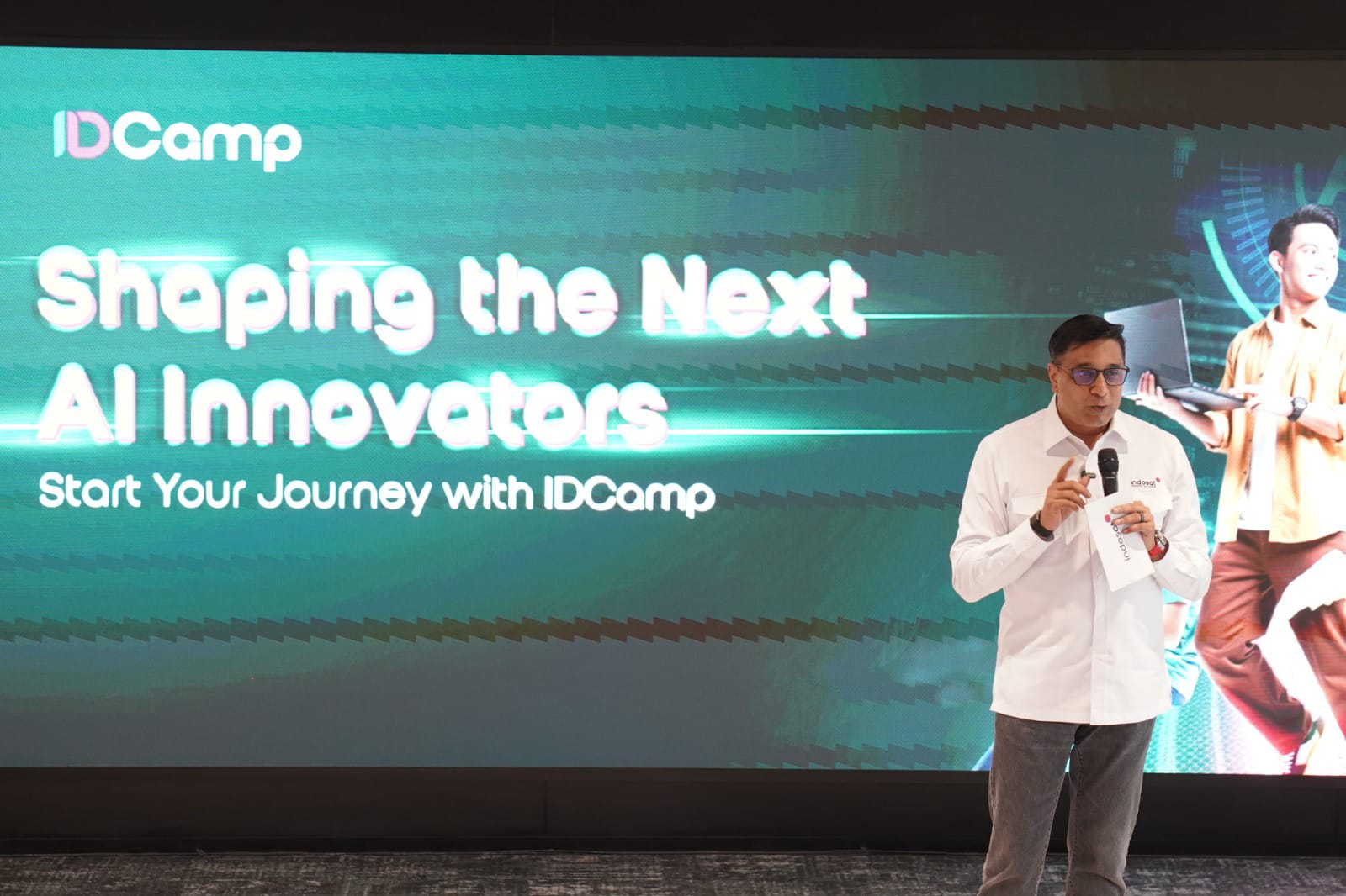 Cetak 2 Juta talenta AI, Indosat resmi luncurkan IDCamp 2025 dengan dua jalur baru