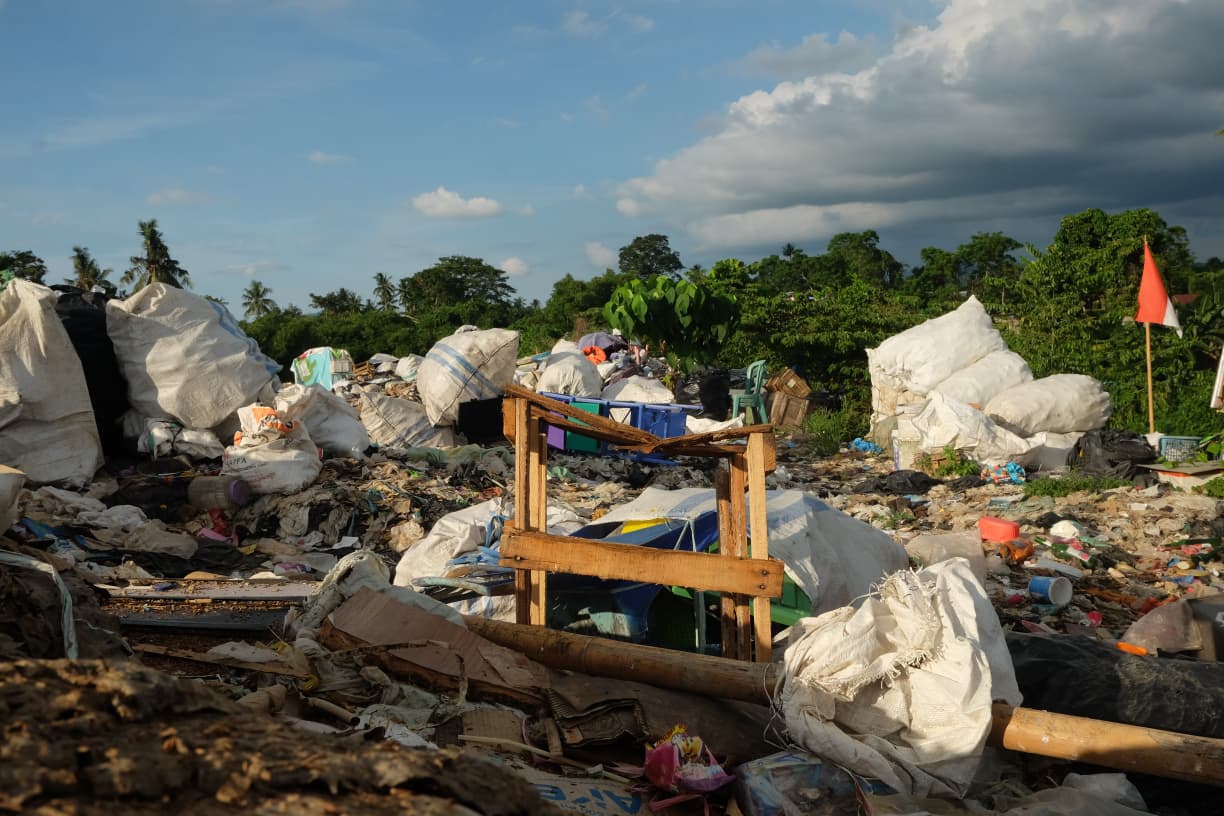 Rp18 Miliar untuk IPLT di TPA Sumompo, warga pilih melawan 19 Rp18 Miliar untuk IPLT di TPA Sumompo, warga pilih melawan