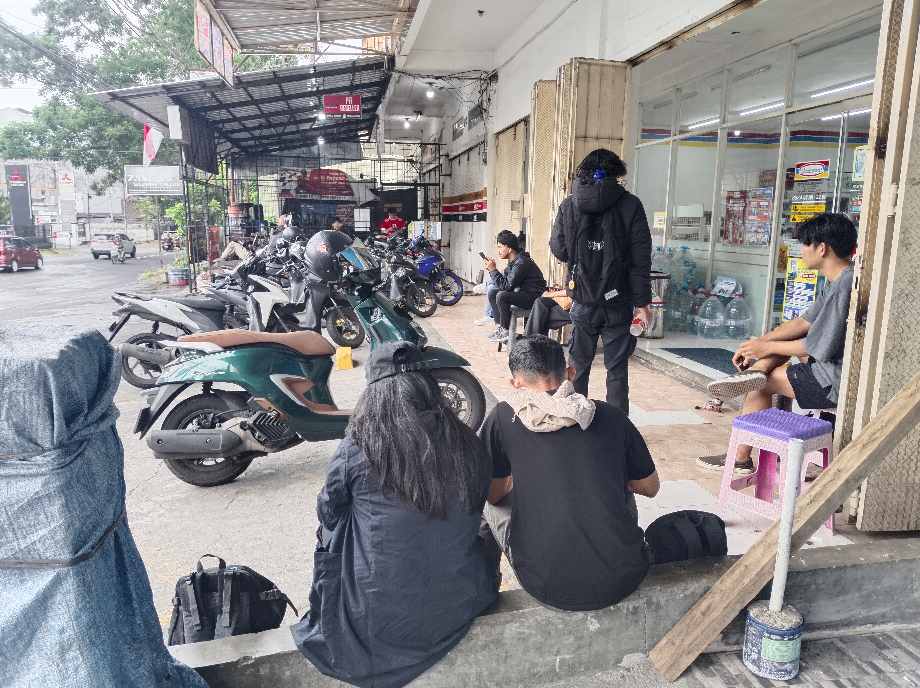 Update aksi demo di Manado: Mulai ada konsentrasi massa di sekitar TMP Kairagi