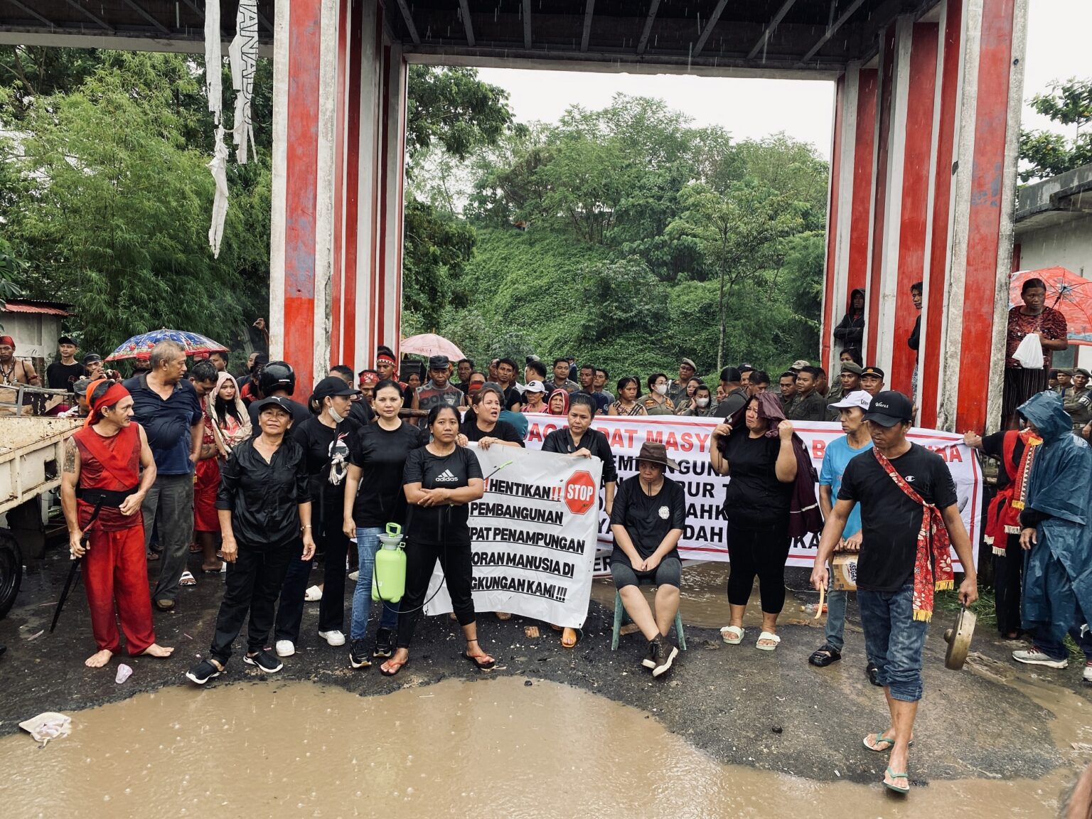 Kisah dari Manado bagian utara: Perempuan yang melawan