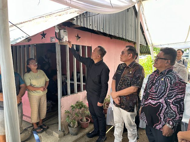 Sambut HUT ke-61 Sulut, PLN UID Suluttenggo sambungkan listrik gratis untuk 61 keluarga prasejahtera