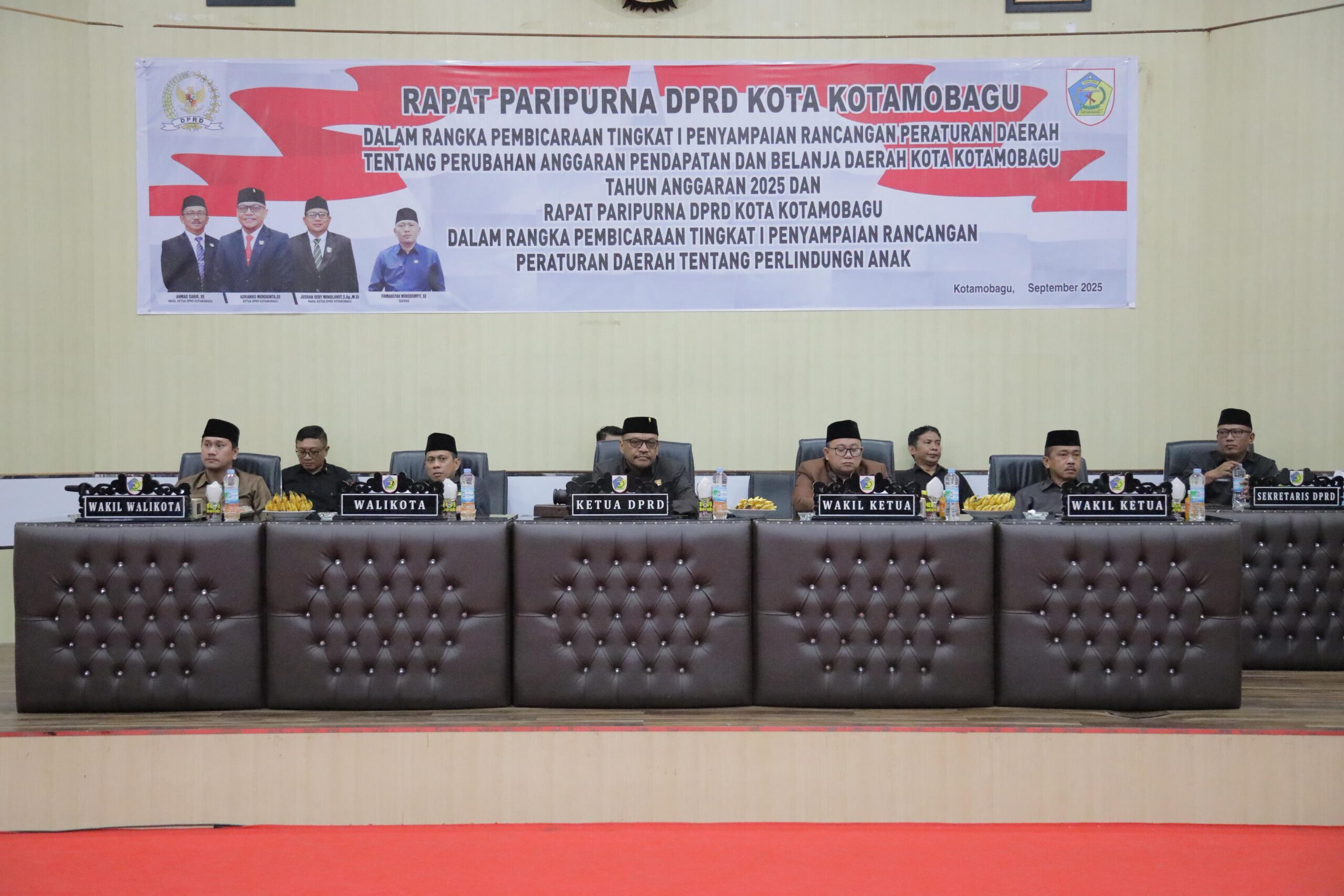 Wali Kota Kotamobagu sampaikan komitmen pembangunan berkelanjutan dalam Rapat Paripurna DPRD