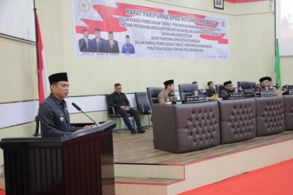 Wali Kota Kotamobagu sampaikan komitmen pembangunan berkelanjutan dalam Rapat Paripurna DPRD