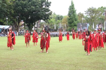 Tarian dari 3 etnis semarakkan peringatan HUT ke-61 Sulut