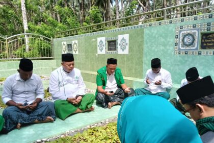 Peringati Hari Santri Nasional, Ketua Ansor Bolsel ziarah ke makam H2M: Kami meneladani perjuangannya