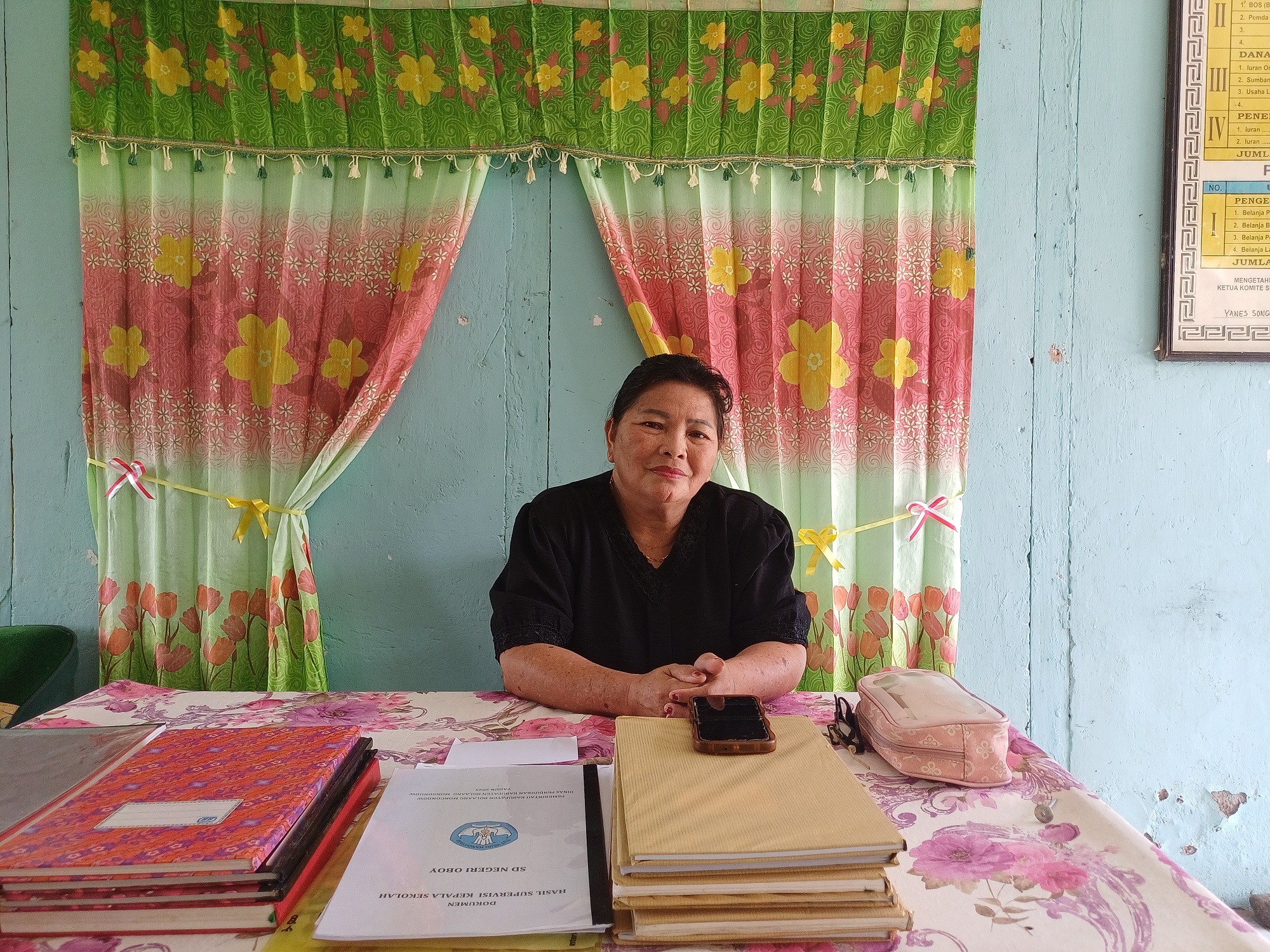 Pelita bagi Pendidikan, PLN terangi SD Negeri Oboy