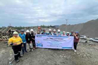 Dukung pertumbuhan industri Luwuk Banggai, PLN salurkan daya 1.730.000 VA untuk CV Mutiara Perdana Abadi