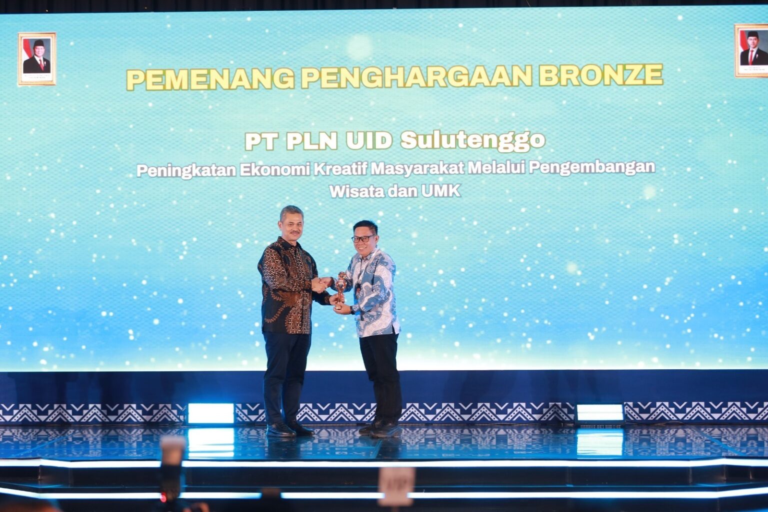 PLN UID Suluttenggo raih penghargaan Pengembangan Desa Berkelanjutan Awards 2025