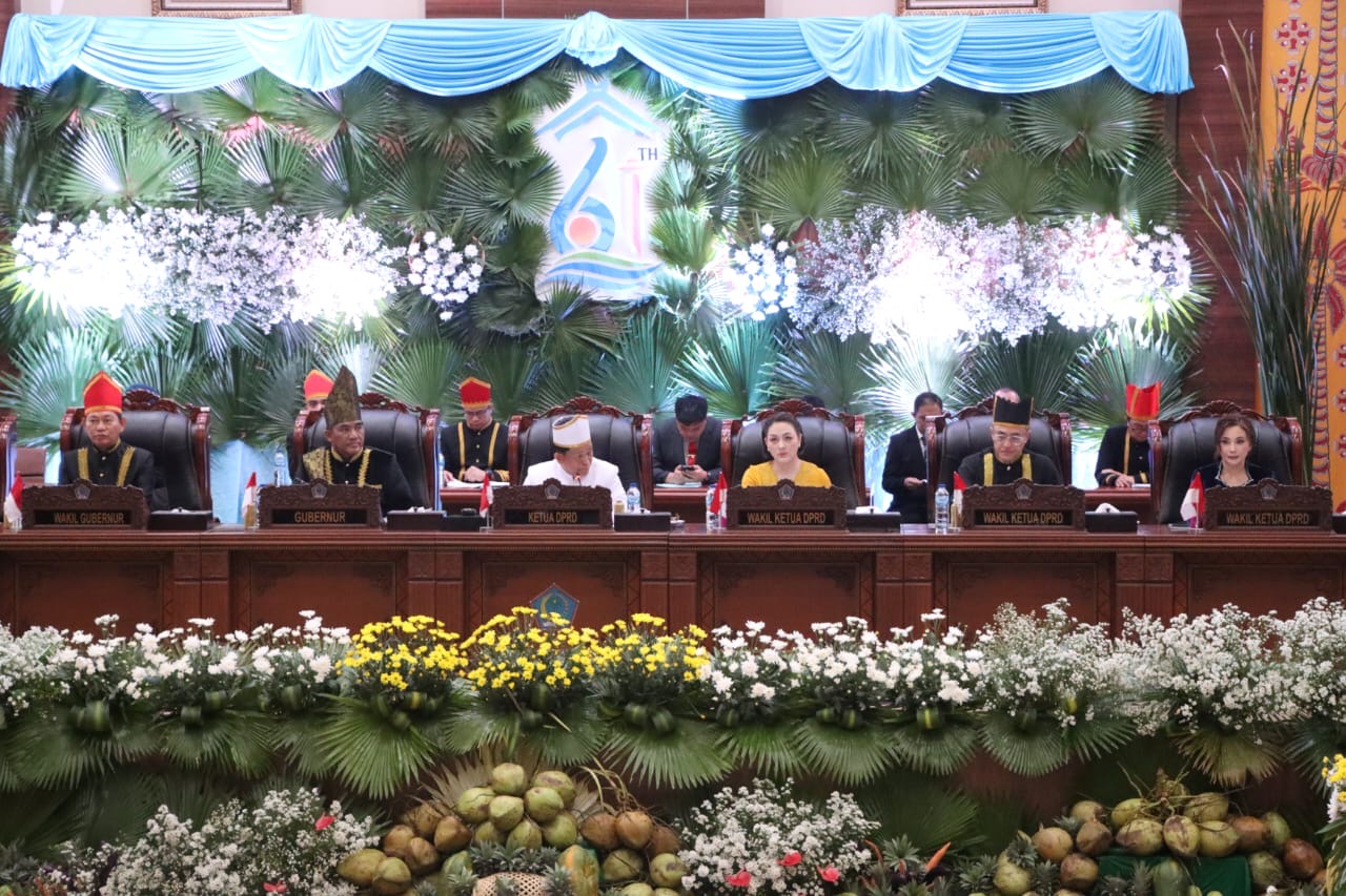 DPRD gelar Paripurna Istimewa HUT ke-61 Provinsi Sulut 18 DPRD gelar Paripurna Istimewa HUT ke-61 Provinsi Sulut