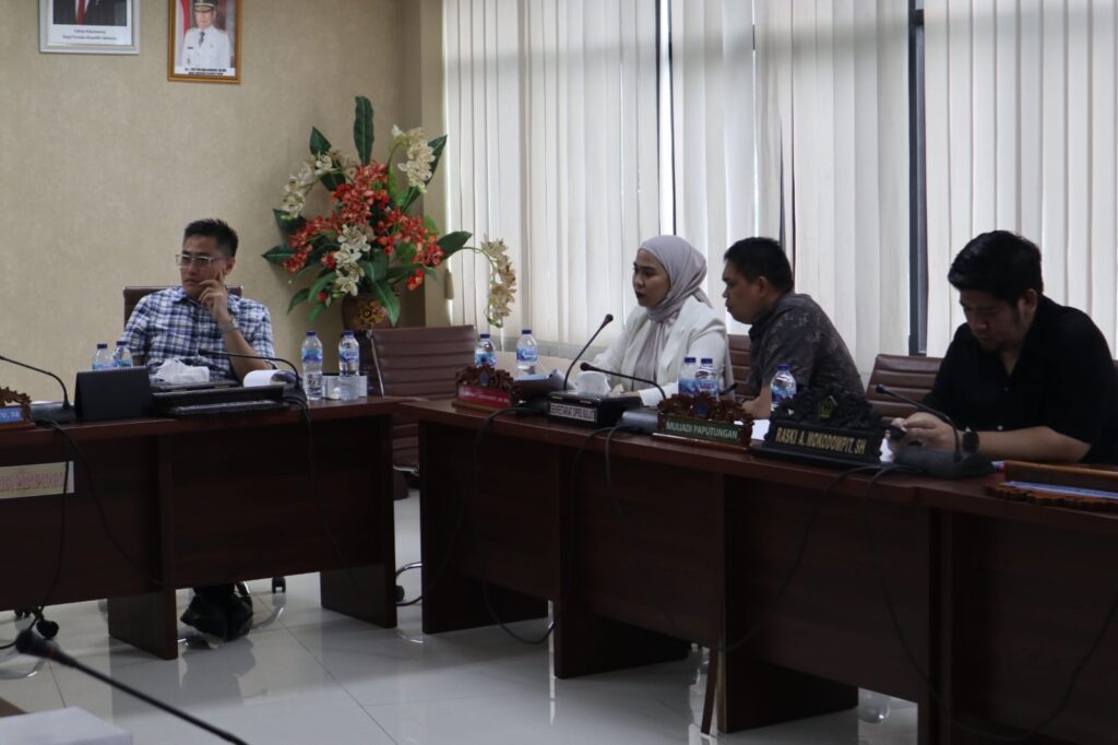 RDP Komisi I DPRD Sulut: Dari sorotan data Bappeda hingga nasib wartawan mitra dewan 20 RDP Komisi I DPRD Sulut: Dari sorotan data Bappeda hingga nasib wartawan mitra dewan