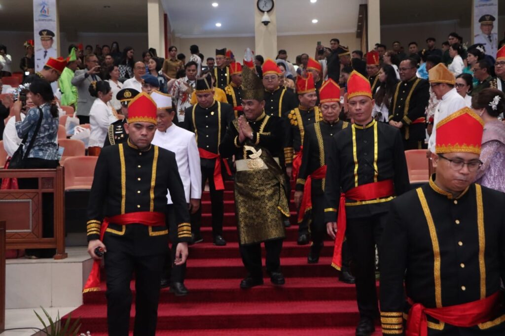 DPRD gelar Paripurna Istimewa HUT ke-61 Provinsi Sulut 23 DPRD gelar Paripurna Istimewa HUT ke-61 Provinsi Sulut