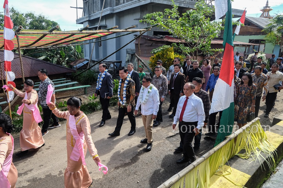FOTO: Kehadiran Wagub Sulut di ibadah Sabat Pertemuan GMAHK se-Sitaro