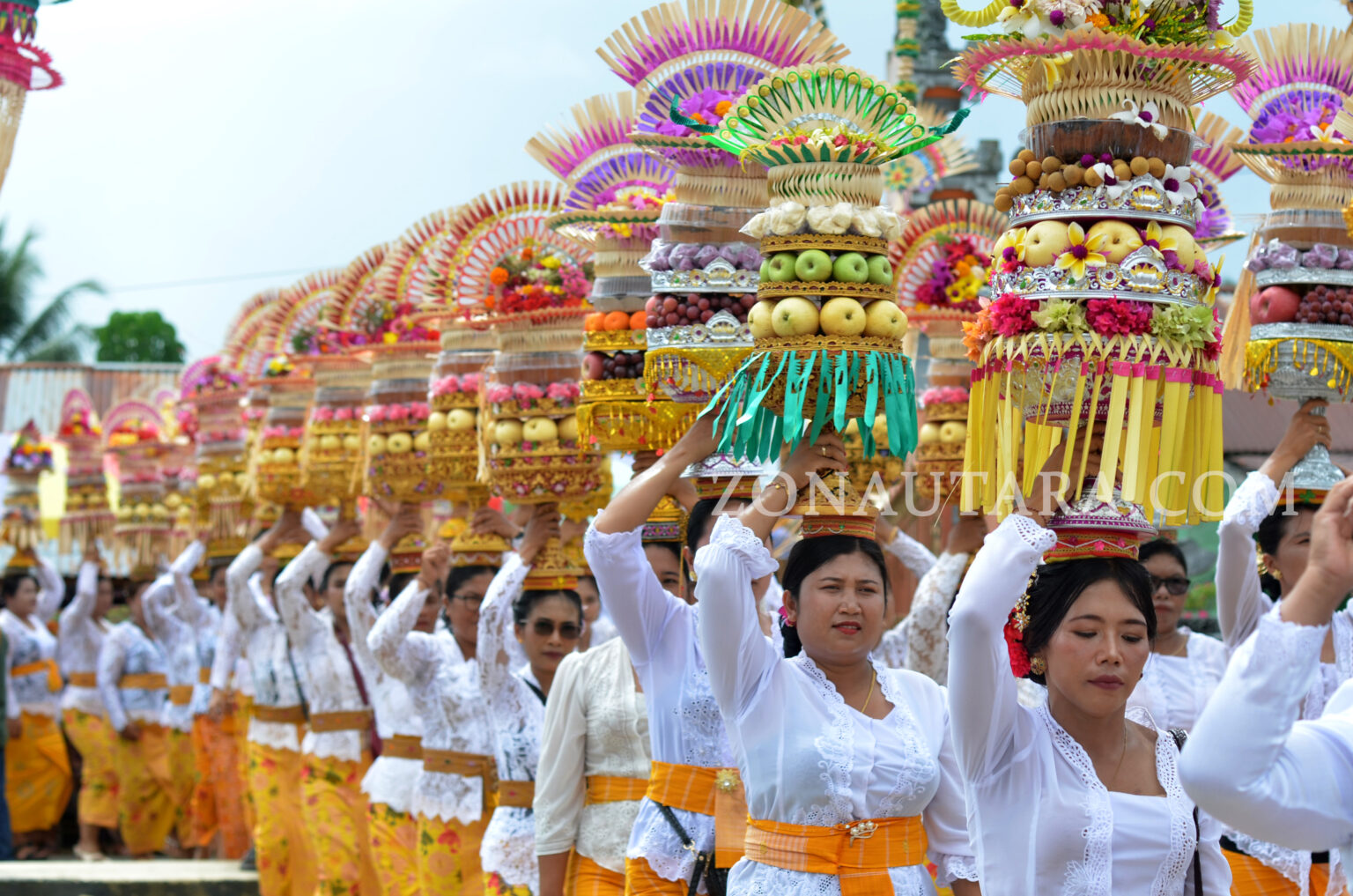 Umat Hindu Mopugad rayakan Galungan, teguhkan kemenangan dharma melawan adharma