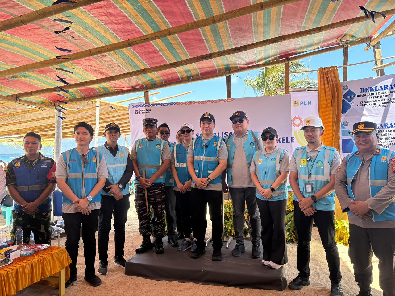Listrik 24 jam hadir di Pulau Nanedakele warga merasa mimpi jadi nyata