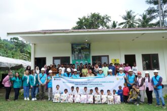 PLN terangi SDN 13 di Donggala Sulteng dengan inovasi SuperSun