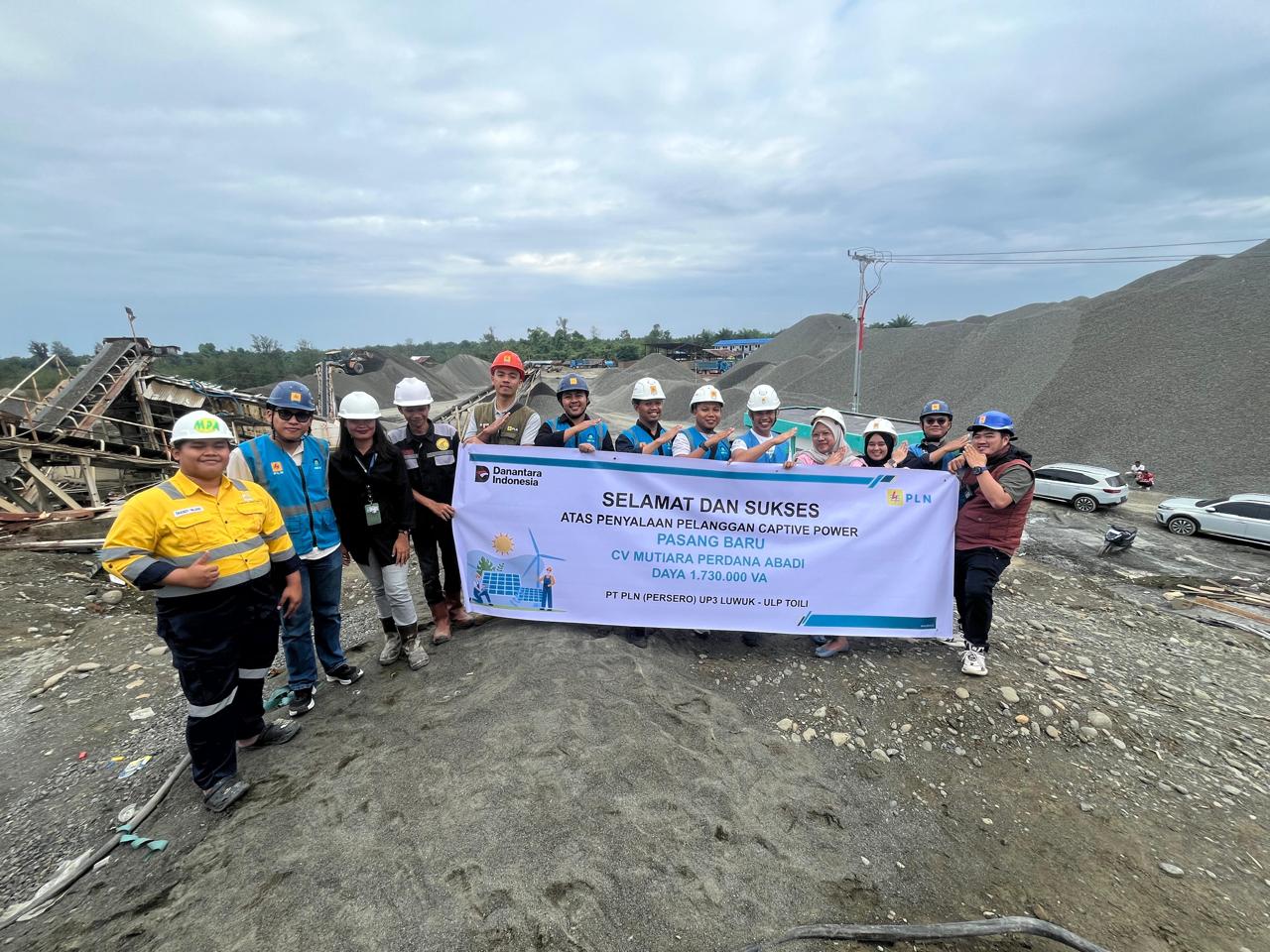 PLN perkuat industri Banggai lewat penyalaan listrik 1,7 MVA untuk CV Mutiara Perdana Abadi