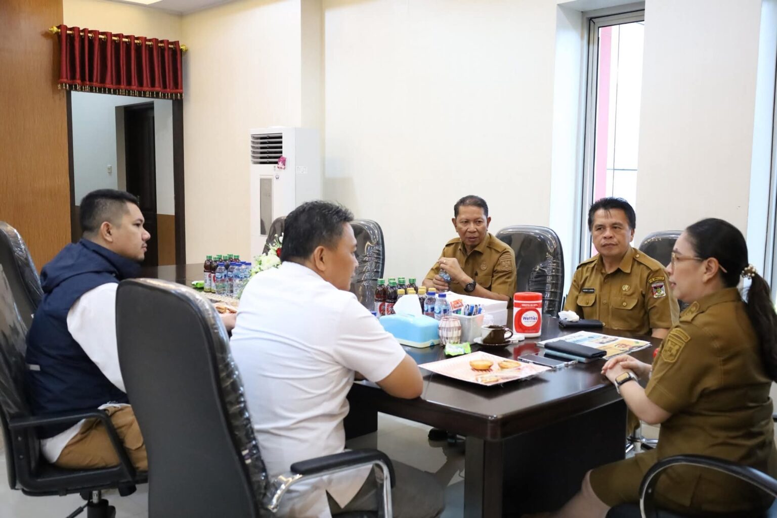 Wabup Vasung harapkan sinergi pemkab dan PLN terjaga untuk pembangunan Minahasa  