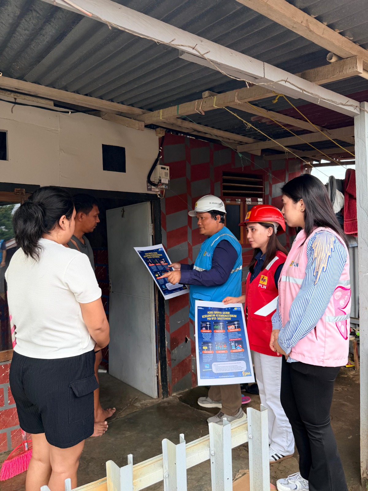 PLN edukasi warga Kotamobagu soal bahaya listrik lewat pendekatan door-to-door