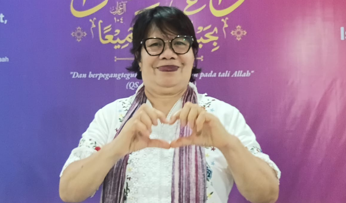 Membaca kerentanan perempuan Ahmadiyah dalam bingkai 16 HAKtP 12 Membaca kerentanan perempuan Ahmadiyah dalam bingkai 16 HAKtP