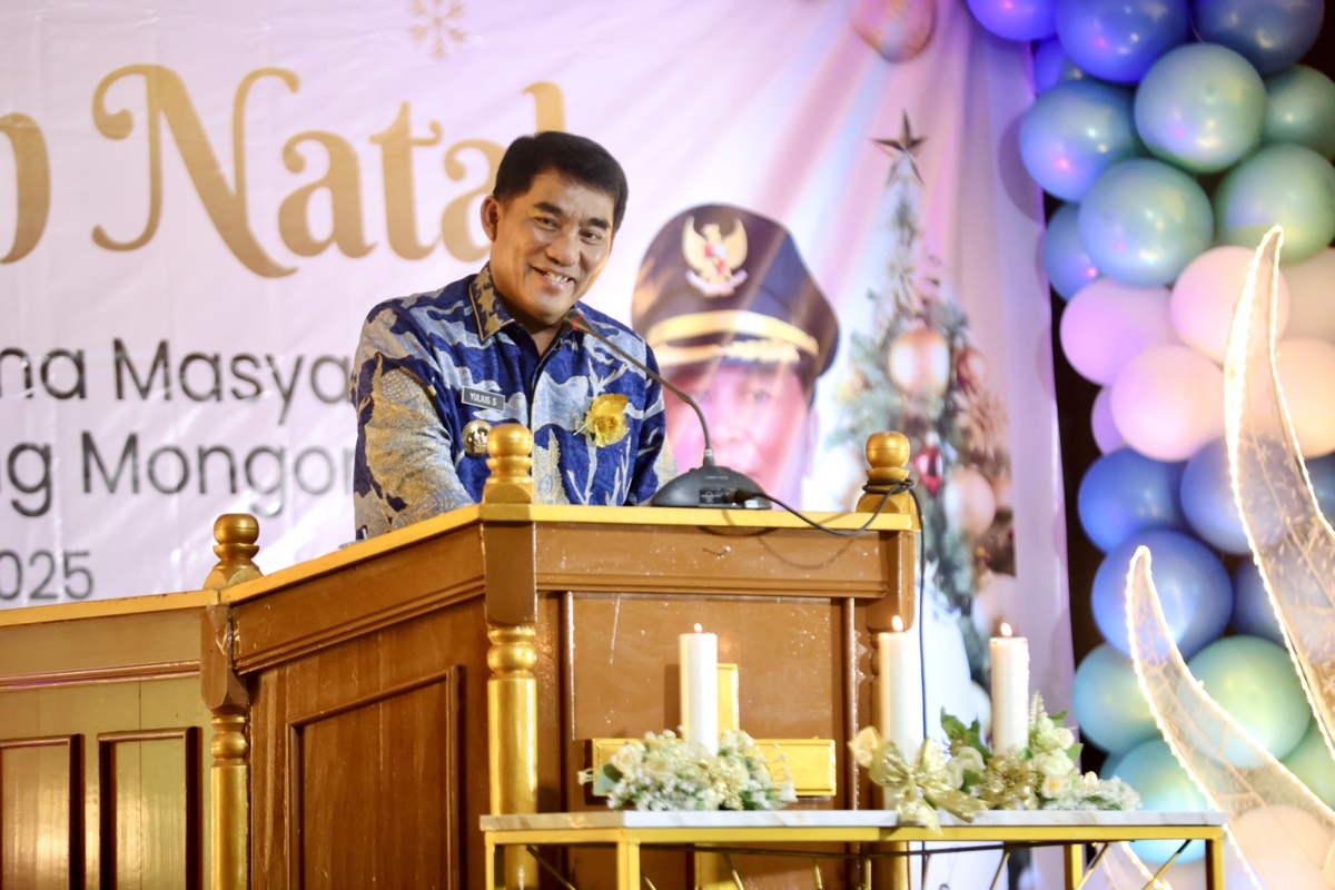Yulius Selvanus hadiri ibadah pra-Natal di Bolmong, tekankan toleransi dan janjikan ambulans