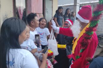 Arak-arakan Santa Claus The Peace semarakkan Natal di Manado, bawa pesan damai dan kebahagiaan