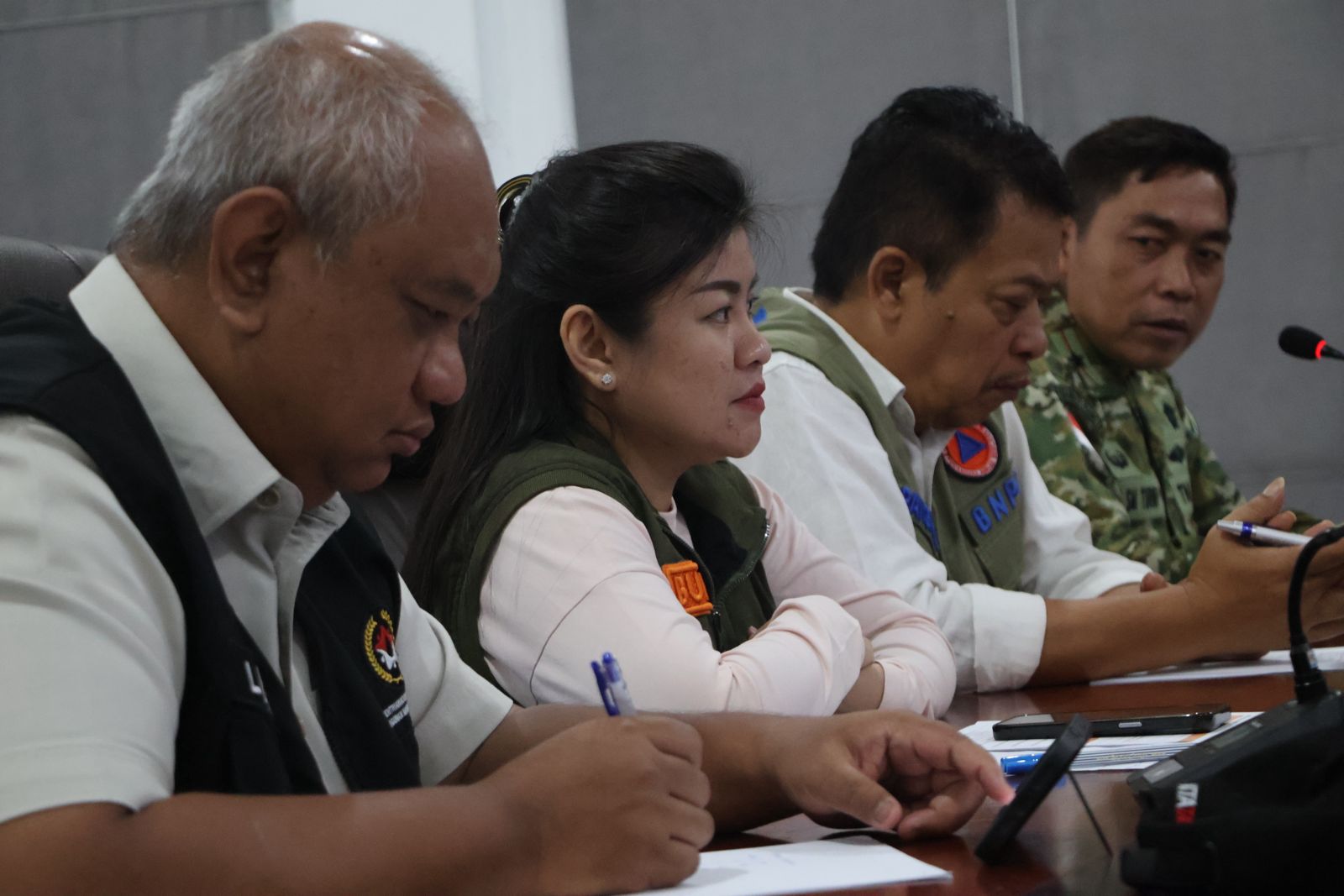 Pemkab Sitaro bahas relokasi hingga pemulihan korban banjir bandang bersama BNPB dan Kemenko PMK 8 sitaro