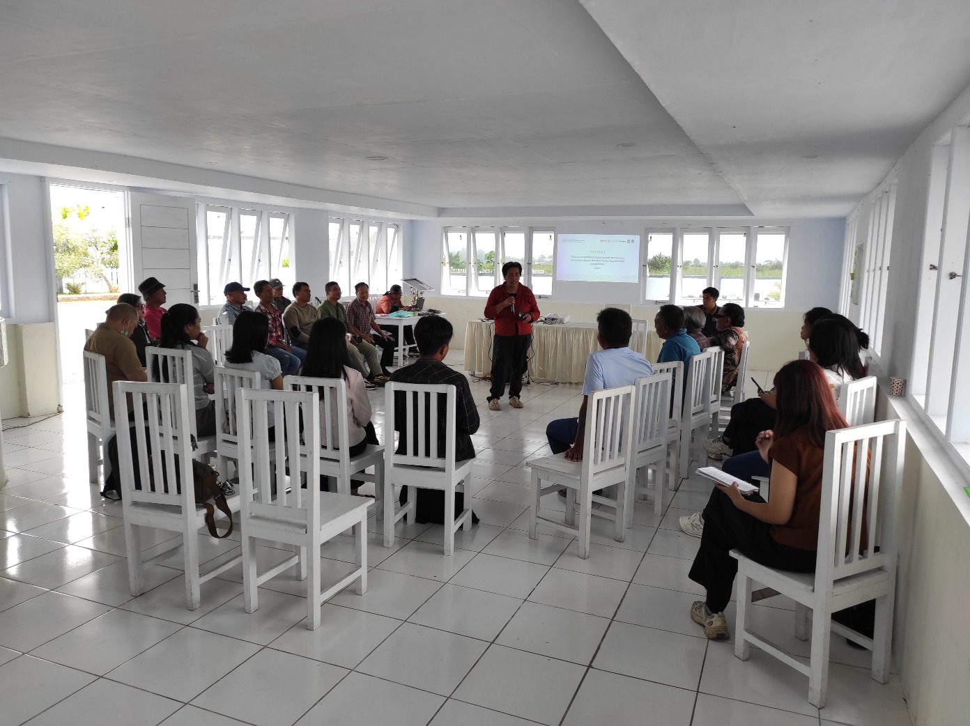 Yayasan Kinontoan dorong perlindungan ikan endemik Danau Tondano lewat FGD