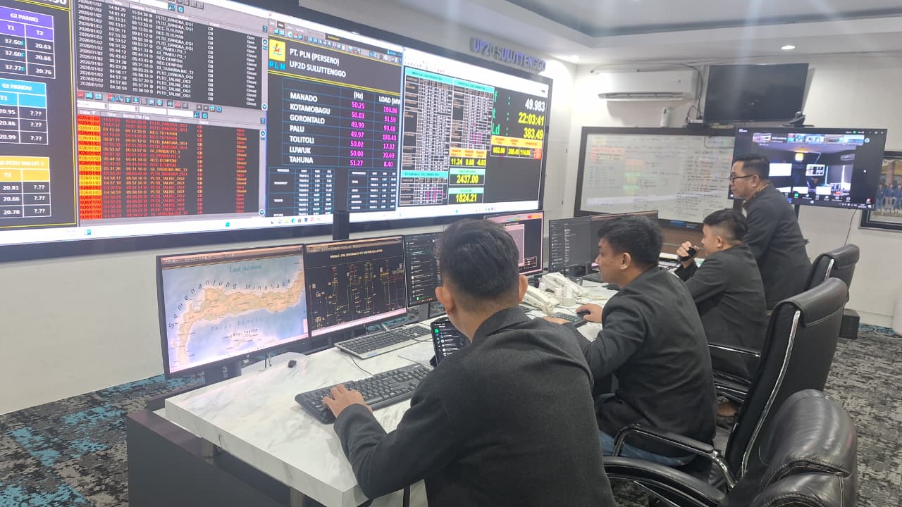 PLN UID Suluttenggo jaga pasokan listrik di Malam Tahun Baru 2026, konsumsi daya melonjak 8 pln