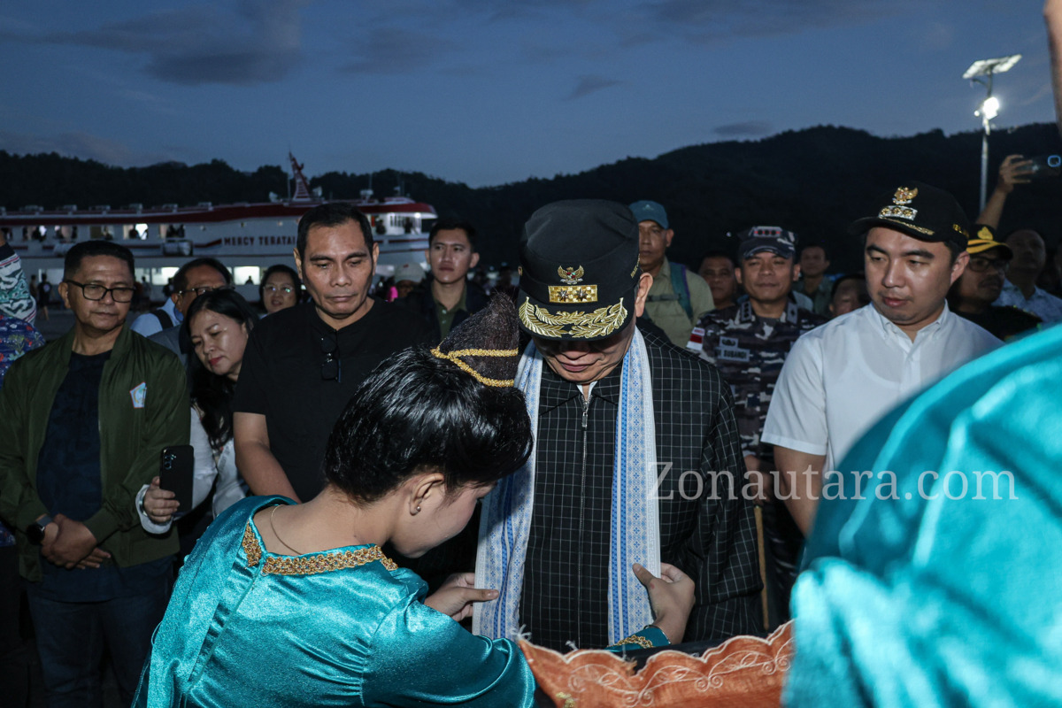 FOTO: Wagub Sulut disambut prosesi adat dan musik bambu saat berkunjung ke Sangihe