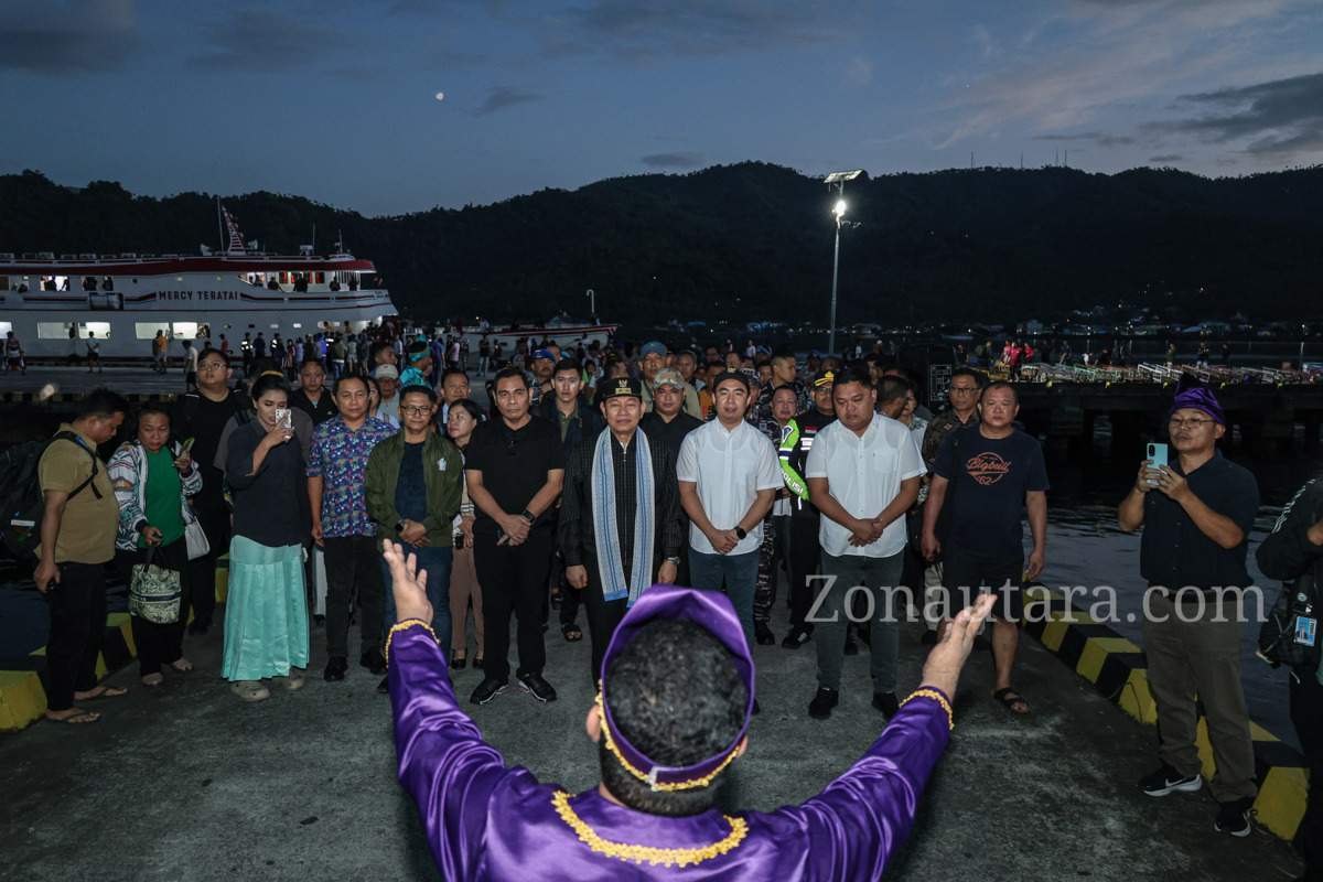 FOTO: Wagub Sulut disambut prosesi adat dan musik bambu saat berkunjung ke Sangihe