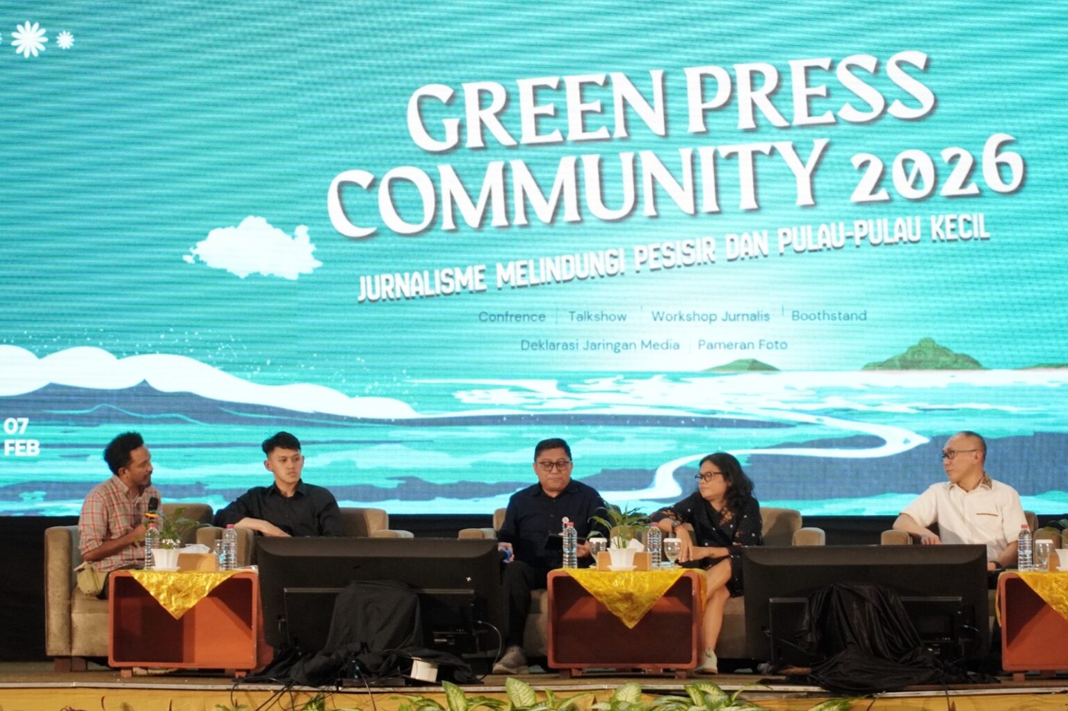 Nestapa Pulau Kabaena: Di balik kilau nikel, banyak racun yang mengalir di urin warga