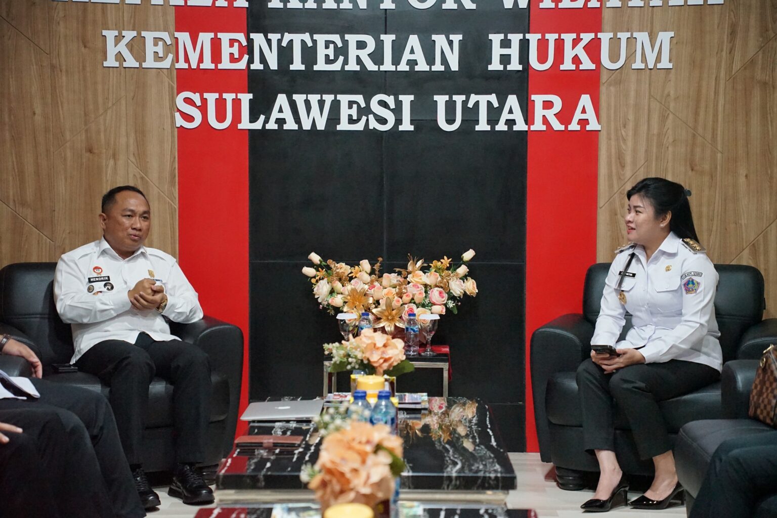 Bupati Sitaro laporkan progres reformasi hukum saat bertemu Kanwil Kemenkum Sulut