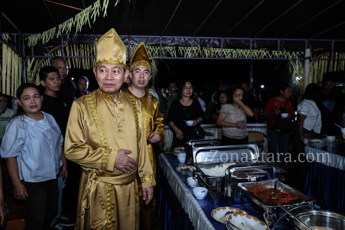 FOTO: Wagub Sulut mengikuti rangkaian upacara adat Tulude bersama Bupati dan Wakil Bupati Sangihe 13 FOTO: Wagub Sulut mengikuti rangkaian upacara adat Tulude bersama Bupati dan Wakil Bupati Sangihe