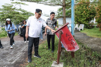 FOTO: Wagub Sulut Victor Mailangkay pimpin kerja bakti gerakan ASRI di pesisir Manado