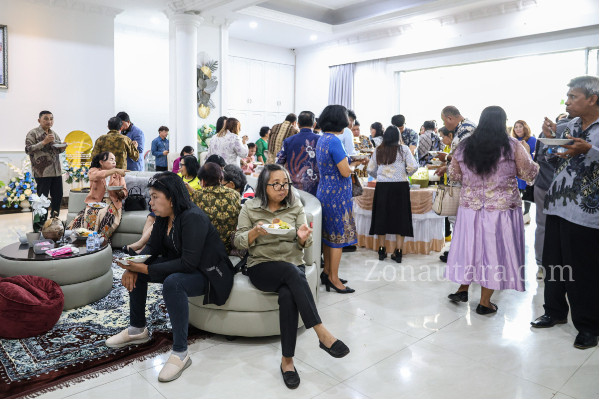 FOTO: Setahun kepemimpinan, Victor Mailangkay gelar syukuran sederhana di rumah dinas